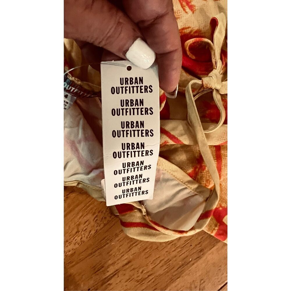Urban Outfitters Tropical Palm Tree Romper Womens SZ 4 New - Picture 14 of 14